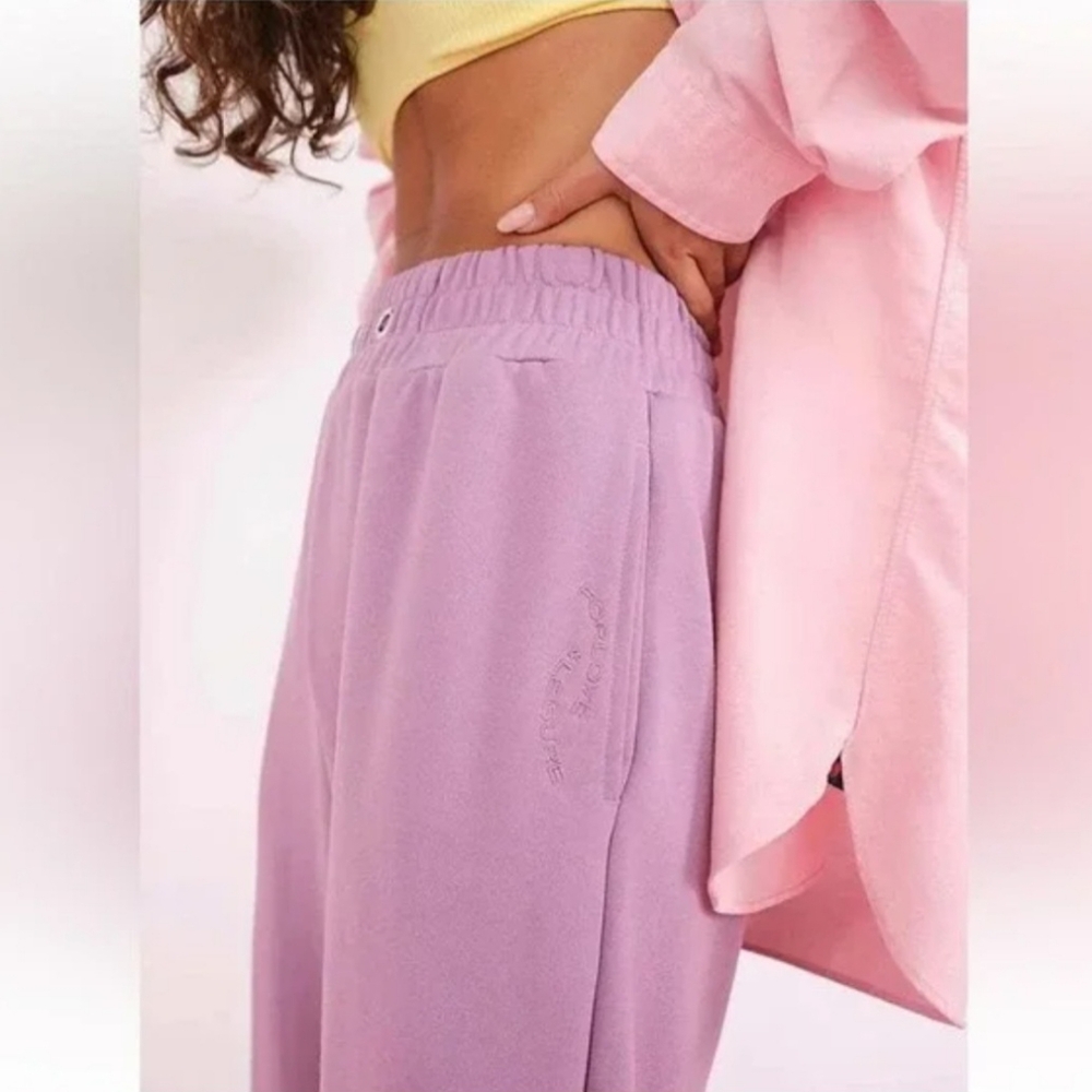 For Love & Lemons Women's Ellie Sweatpants in mulberry purple, Size XXS